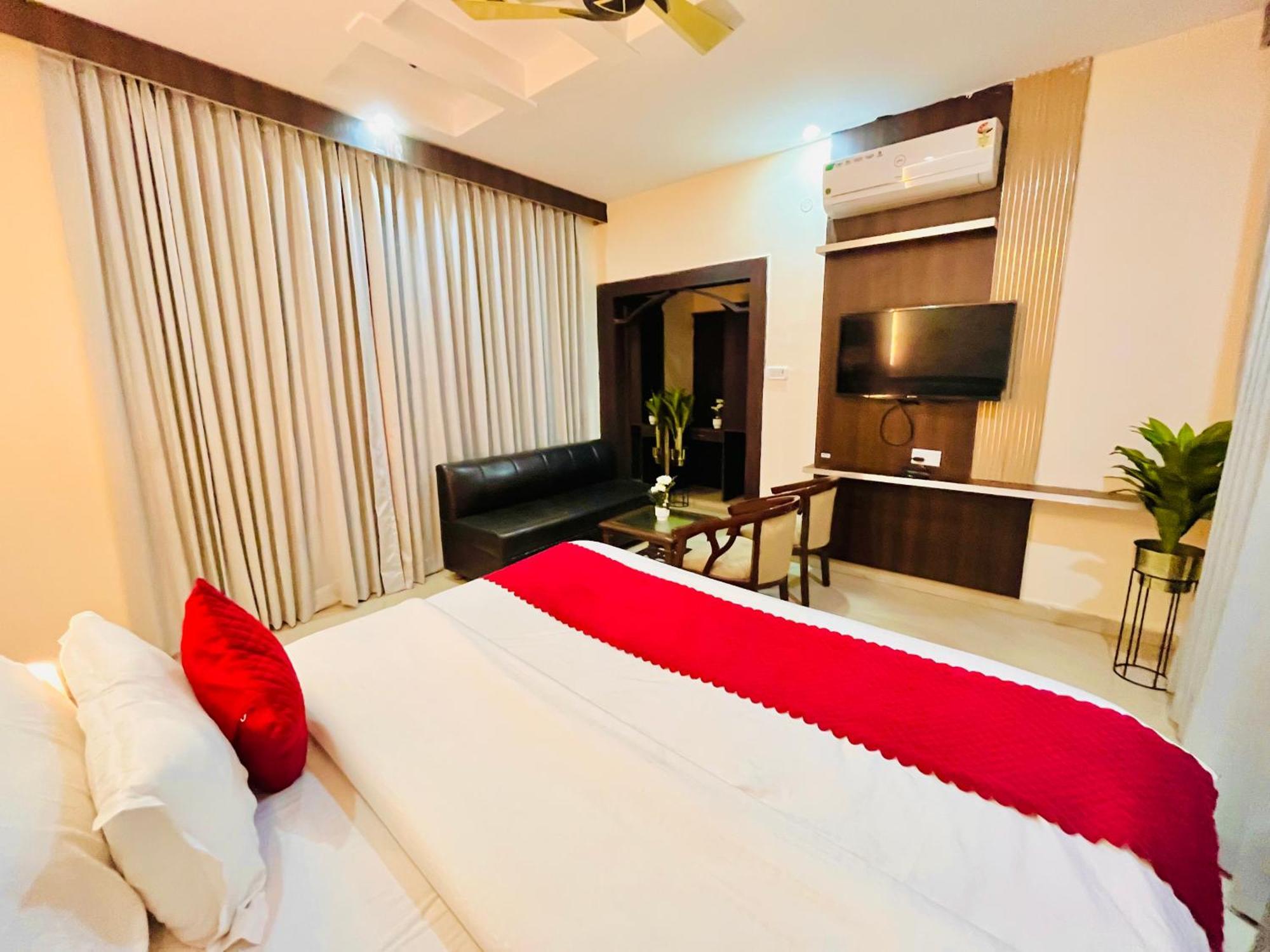 The Ramawati - A Four Star Luxury Hotel Near Ganga Ghat Haridwar Bagian luar foto