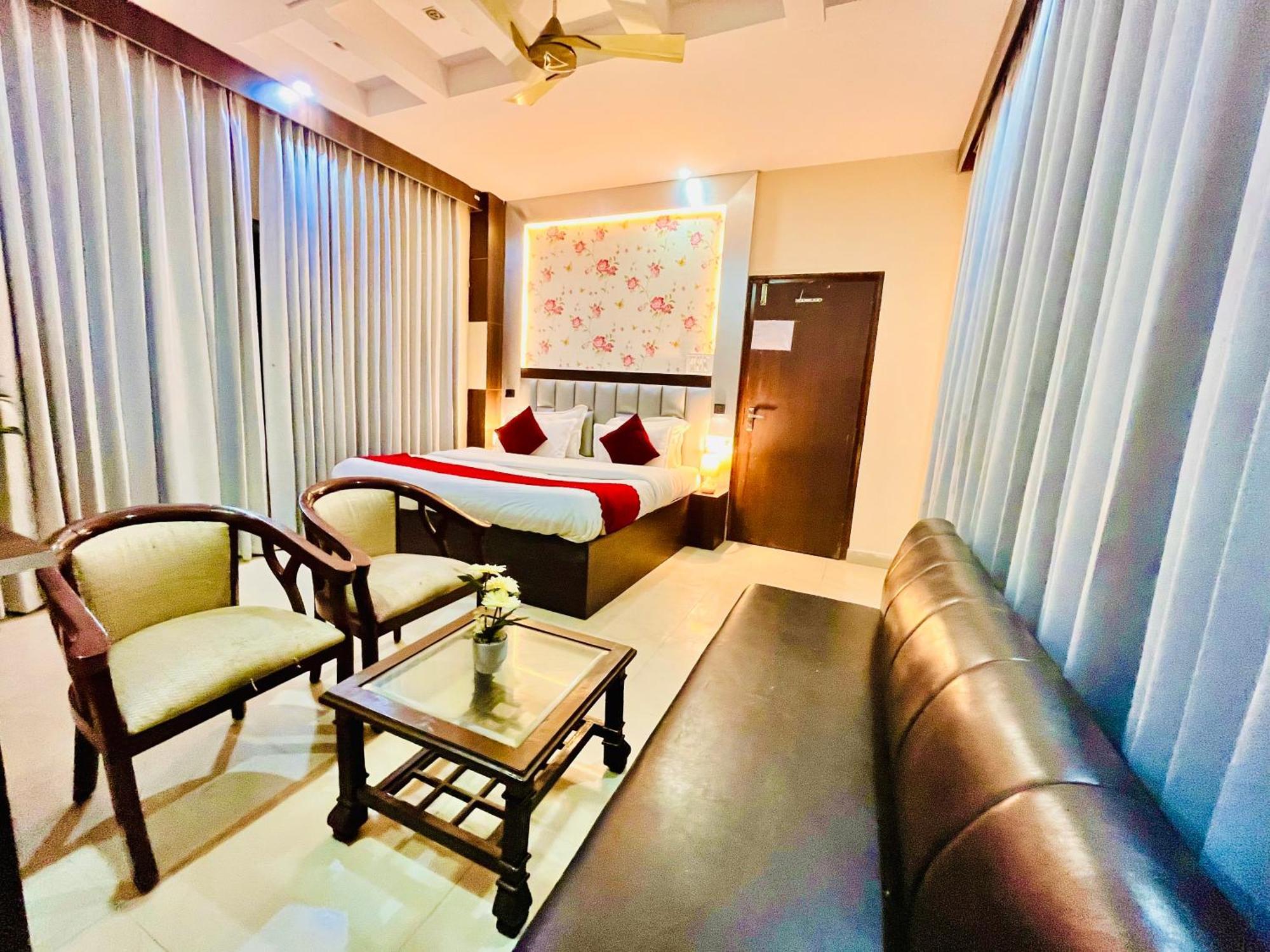 The Ramawati - A Four Star Luxury Hotel Near Ganga Ghat Haridwar Bagian luar foto